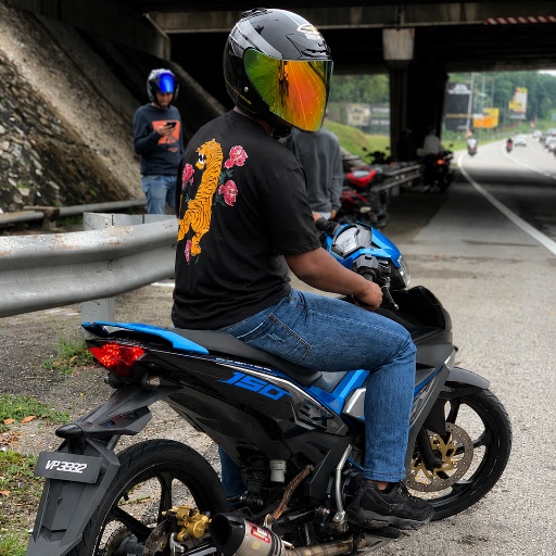 azmil97